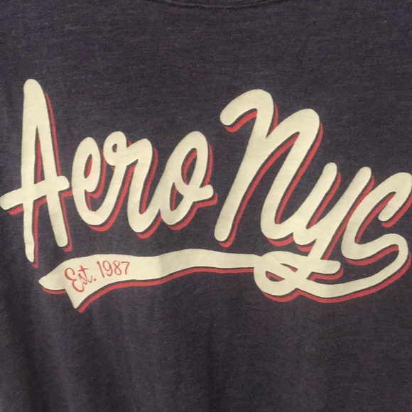 Aeropostale NYC Relaxed 3 tone Tee with tight sleeves for sculpted look 💪 - Picture 3 of 4